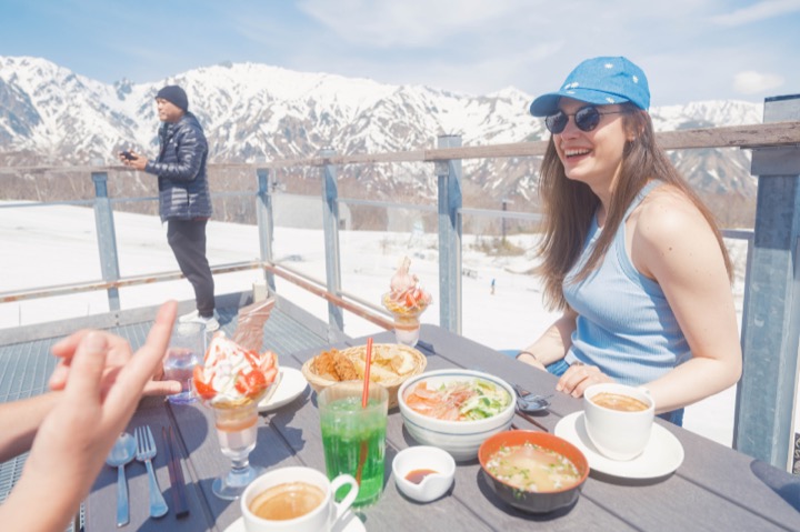 Alps 360 露台與餐點